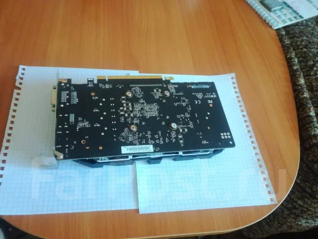 GeForce GTX 1050 ����