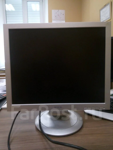 Xerox. 17" ����