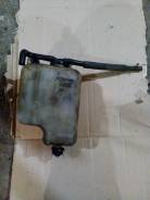 Расширительный бачок. Toyota Vista, SV30, SV32, SV33, SV35 Toyota Camry, SV30, SV32, SV33, SV35 Двигатели: 3SFE, 3SGE, 4SFE