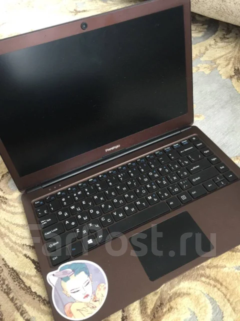 Prestigio. 13.3", WiFi: 1 ����