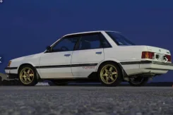 Subaru Leone ����