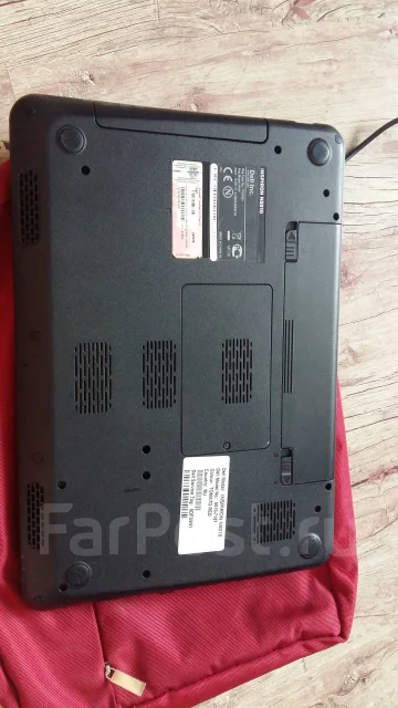 Dell Inspiron N5010. 15.6", 2,4����, ��� 4 ��, ���� 500���, WiFi: 1, Bluetooth: 1, ����������� �� 1��. ����