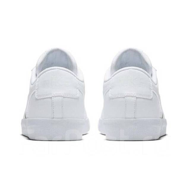 Nike blazer low le white on sale