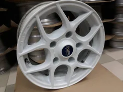 Bridgestone NR-979. 8.0x16", 5x150, ET45 ����
