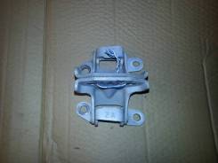Крепление двери. Subaru Legacy, BL5, BL9, BLE, BM9, BP5, BP9, BPE, BPH, BR9, BRF, BL, BM, BP, BR5, BRD, BRG, BRM, BM9LV Subaru Outback, BP5, BP9, BPD...