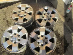 Mitsubishi Montero. V75W ����