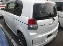Toyota Spade ����