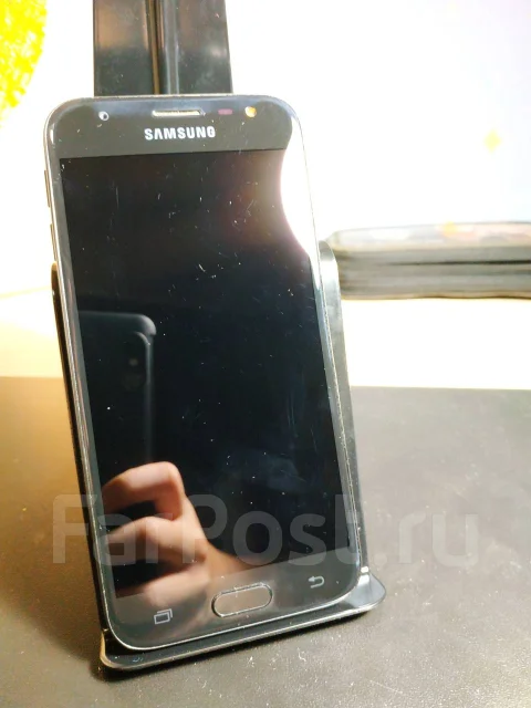 Samsung Galaxy J3. �/�, ������, 4G LTE ����
