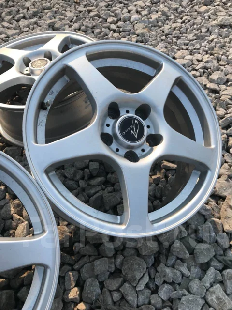 Azect. 6.5x16", 5x114.3, ET38, �� 73���. ����