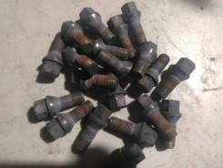 Шпилька ступицы. Audi: A6, S6, Quattro, S8, S3, S4, 90, A8, A4, A3, V8, 80, 100, 200 Volkswagen: Passat, Caddy, Jetta, Scirocco, Tiguan, Sharan, Vento...