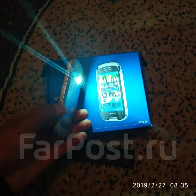 Nokia C7-00. �/� ����