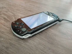 Sony PSP 2000 ����