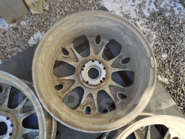 Wibram. 7.0x17", 4x114.3, 5x114.3, ET38 ����