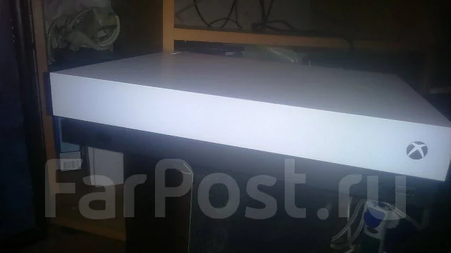 Microsoft Xbox One X ����