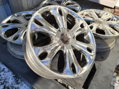 Wibram. 7.0x17", 4x114.3, 5x114.3, ET38 ����