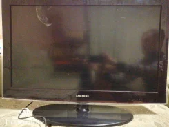 Samsung LE32D450G1W. LCD (��) ����