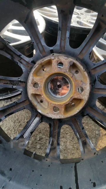 Noble. 7.0x16", 4x100, ET35 ����