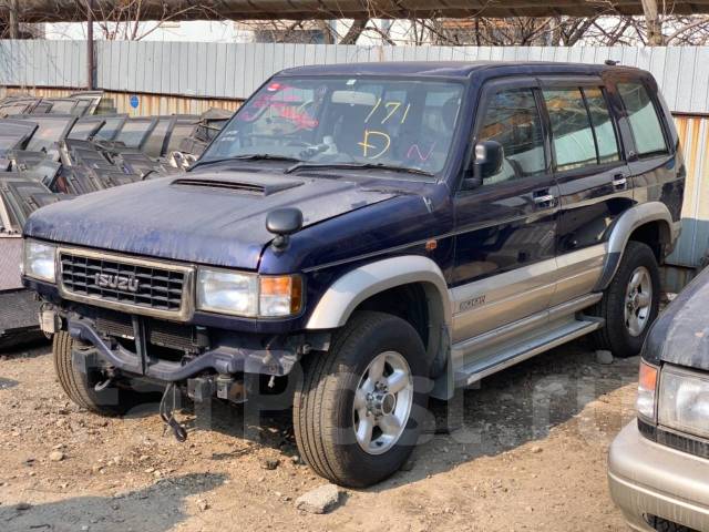 Isuzu bighorn 1. Isuzu bighorn, ubs55fwr. Бигхорн 69 кузов. Исузу бигхорн 3. Подушки кузова исузу бигхорн.