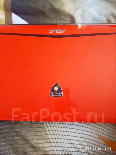Asus Eee PC VX6 Lamborghini. WiFi: 1, Bluetooth: 1 ����