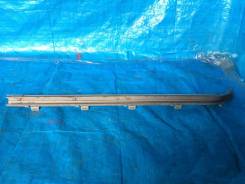 Полозья двери. Nissan Caravan Elgrand, ALE50, ALWE50, AVE50, AVWE50 Nissan Elgrand, ALE50, ALWE50, APE50, APWE50, ATE50, ATWE50, AVE50, AVWE50 Nissan...