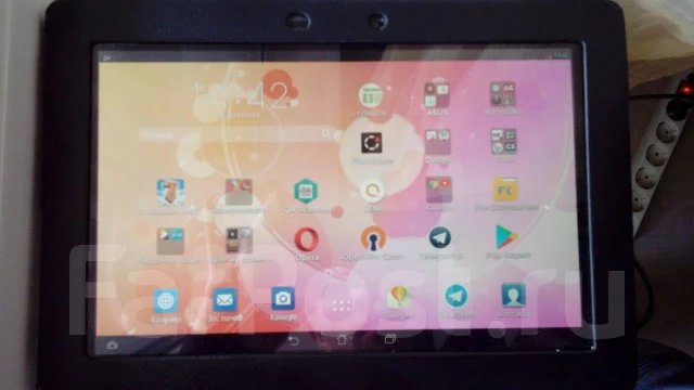 Asus MeMO Pad FHD 10 ME302C ����