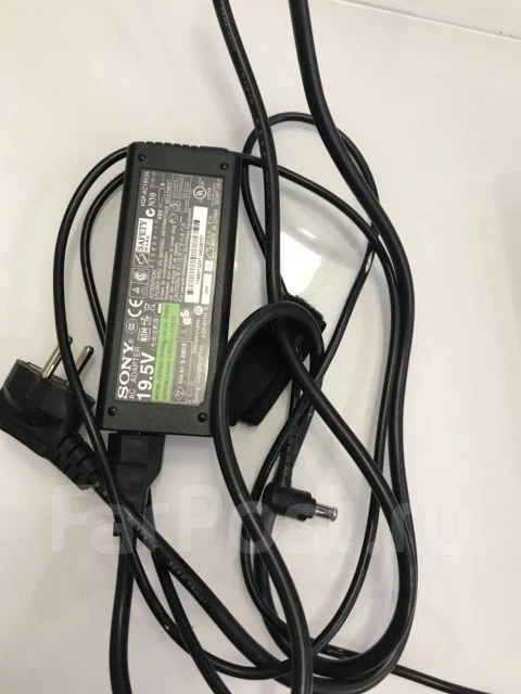 Sony VAIO VPC-EB. 15.5", 2,3����, ��� 4 ��, ���� 320���, WiFi: 1, Bluetooth: 1, ����������� �� 2��. ����