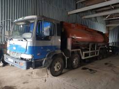 Kia Granto, 2000 в Нерюнгри Kia Granto. Продаётся топливозаправщик Kia 26KL, 17 238 куб. см., 20 000 кг., 8x4