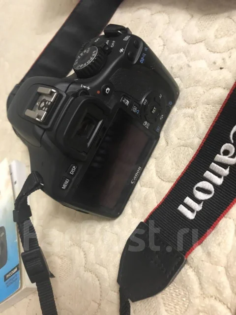 Canon EOS 550D Kit ����