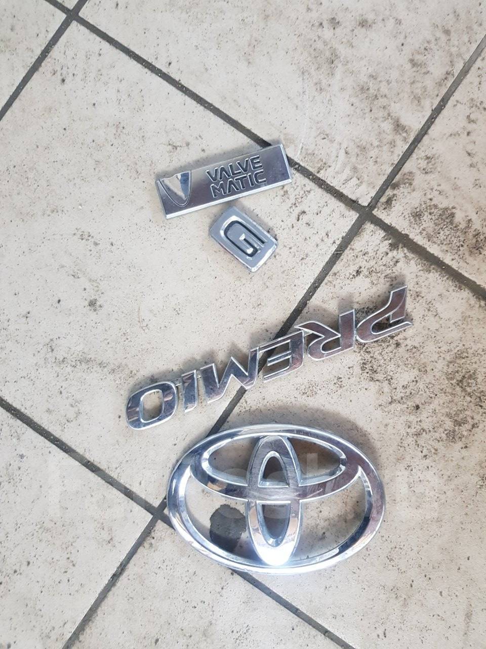 Как снять эмблему на багажнике тойота камри Как снять эмблему на багажнике тойота камри