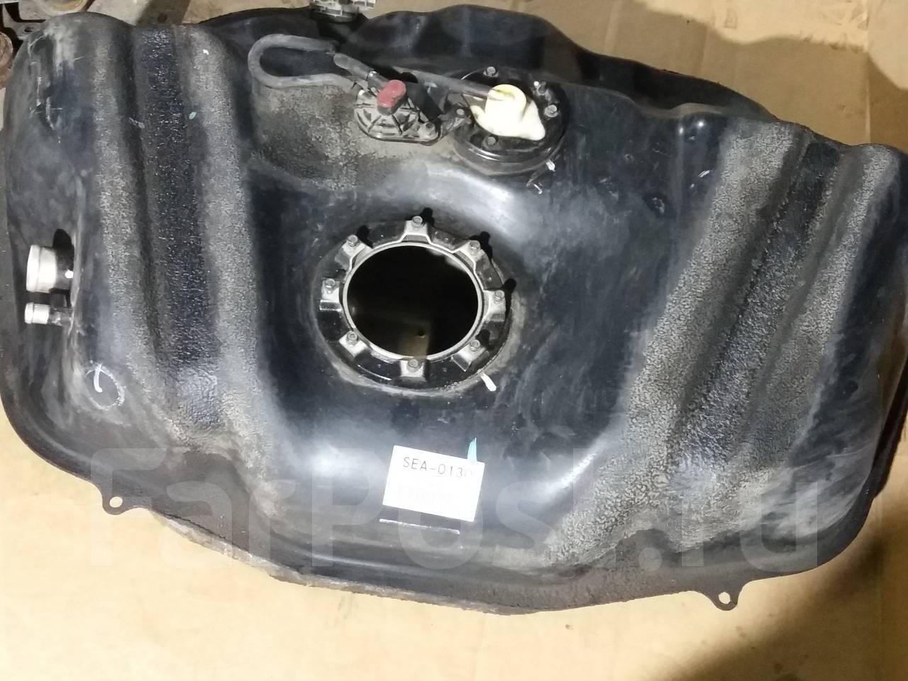 Как снять бак хонда црв 3. Топливный бак хонда срв 2 поколения. Топливный бак аккорд 7. Топливный бак хонда срв 2008 2. Бензобак хонда срв 2.