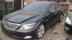 Lexus LS600h. UVF45, 2UR ����