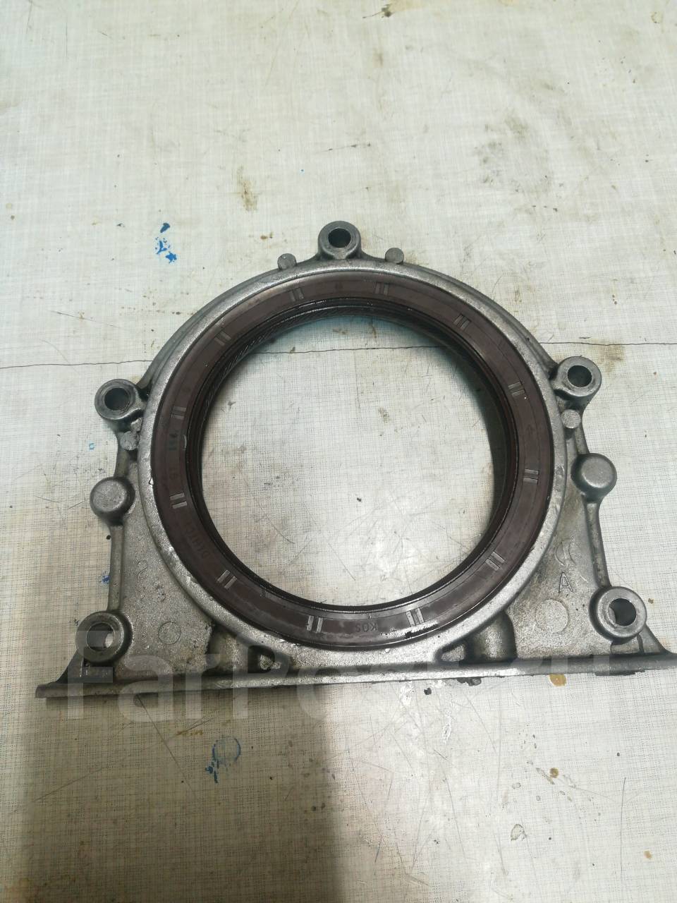 коренная крышка коленвала. коренная крышка коленвала. коренная крышка коленвала. крышка коренного подшипника ямз 236. 6 abc.