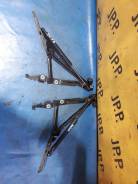 Крепление капота. Volvo S80, TS Двигатели: B5204T5, B5244S, B5244S2, B5244T3, B5254T2, B6284T, B6294S2, B6294T, D5244T, D5244T2, D5244T5, D5252T