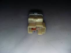 Концевик под педаль тормоза. Suzuki: Carry Truck, Wagon R Wide, Cervo, Esteem, Cultus, Swift, Wagon R Plus, Cultus Crescent, Wagon R, Wagon R Solio, E...