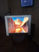 Sony. 17" ����