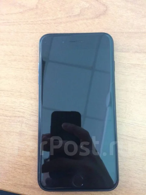 Apple iPhone 8 Plus. �/�, ������, 3G, 4G LTE, NFC ����