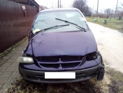 Chrysler Voyager. 1C4GYN2C7XU138374 ����