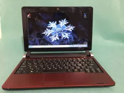 Acer Aspire One D250. 10", 1,6����, ��� 1024 ��, ���� 160���, WiFi, ����������� �� 2��. ����