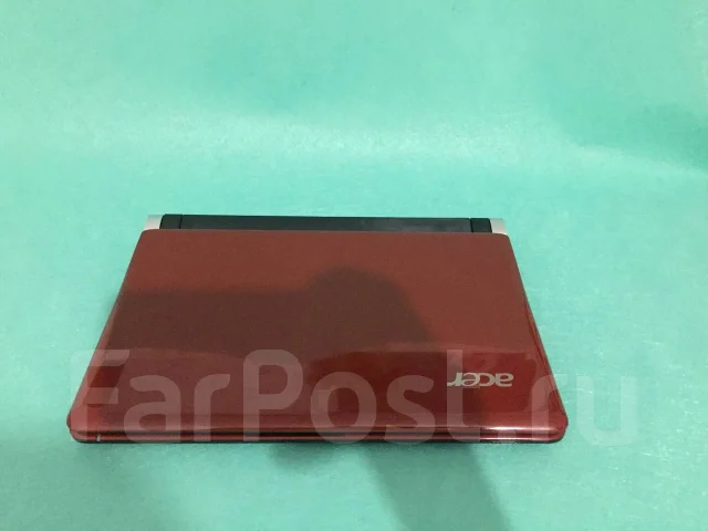 Acer Aspire One D250. 10", 1,6����, ��� 1024 ��, ���� 160���, WiFi: 1, ����������� �� 2��. ����