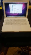 Apple MacBook 13. 13.3", 2 400,0����, ��� 2048 ��, ���� 320���, WiFi, Bluetooth, ����������� �� 6��. ����