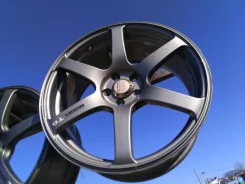 AVS Model T6. 7.5x18", 5x100, ET48, �� 73,1���. ����