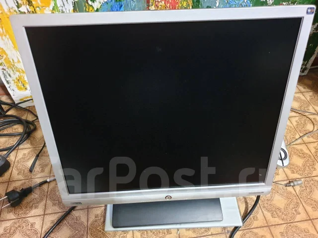 BenQ. 19" ����