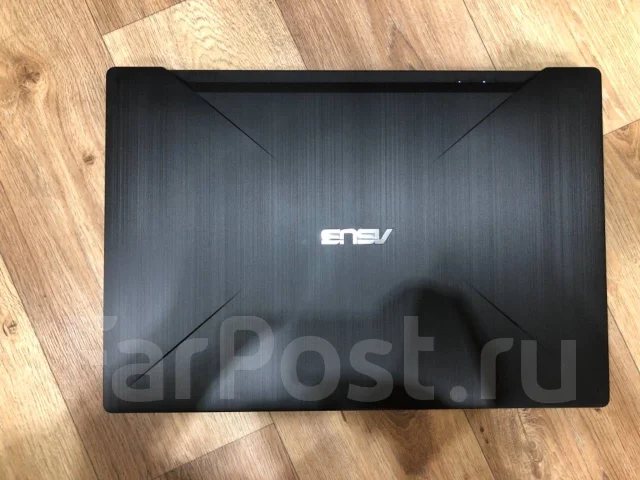 Asus ROG. 15.6", 3,3����, ��� 8 ��, ���� 1 120���, WiFi: 1, Bluetooth: 1, ����������� �� 5��. ����