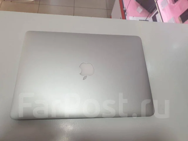 Apple MacBook Air 13 2015 Early MJVE2. 13.3", 1,6����, ��� 8 ��, ���� 128���, WiFi: 1, Bluetooth: 1, ����������� �� 12��. ����