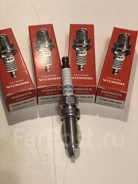 Свечи зажигания 4 шт 12290-5R0-003 Dilzkar7C11S Honda Комплект 4 ШТ ...