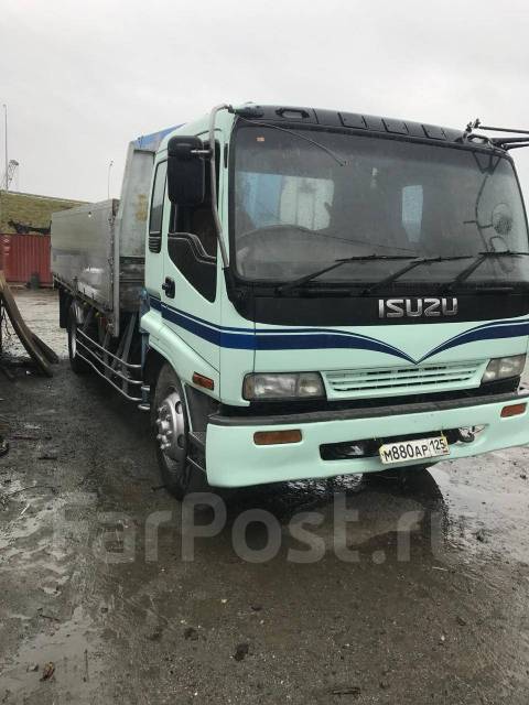 Грузовой автомобиль isuzu