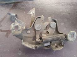 Замок капота. Nissan Skyline, BCNR33, ECR33, ENR33, ER33, HR33 Двигатели: RB20E, RB25DE, RB25DET, RB26DETTHICAS