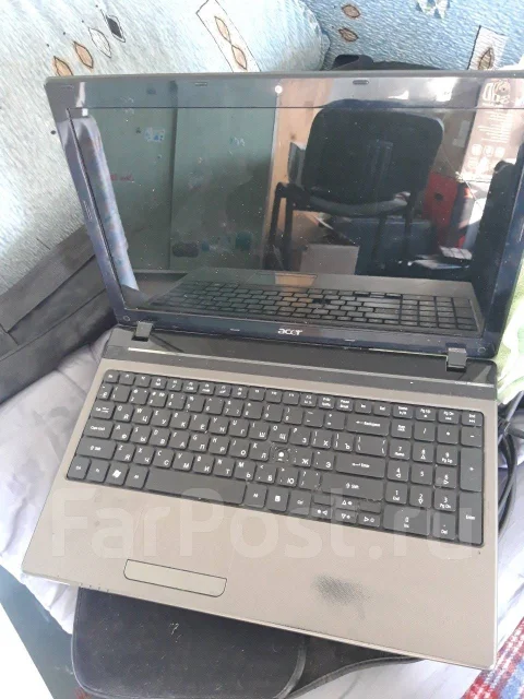 Acer Aspire 5560G. 15.6", 1 400����, ��� 4 ��, ���� 500���, WiFi: 1, Bluetooth: 1, ����������� �� 2��. ����