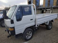 Toyota Hiace. Продам грузовик Toyota Hice, 1990, 4 WD, 2 400 куб. см., 1 250 кг., 4x4