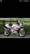 Yamaha FZR 400 ����